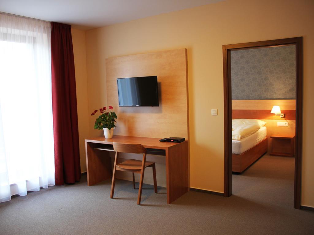Hotel Toc Lipova Lazne Room photo